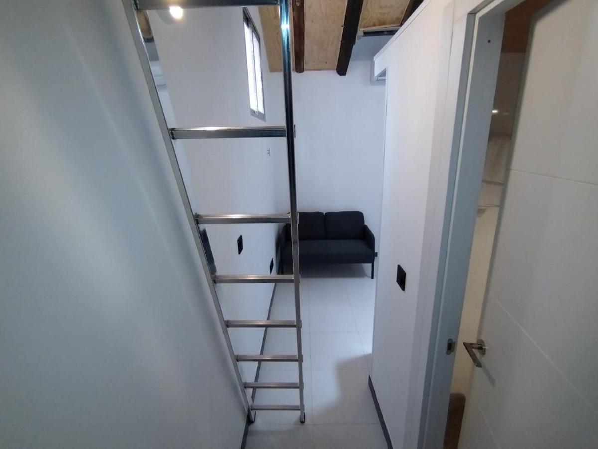Estudio Con 2 Plantas - Puerta Del Sol Madrid Exteriör bild