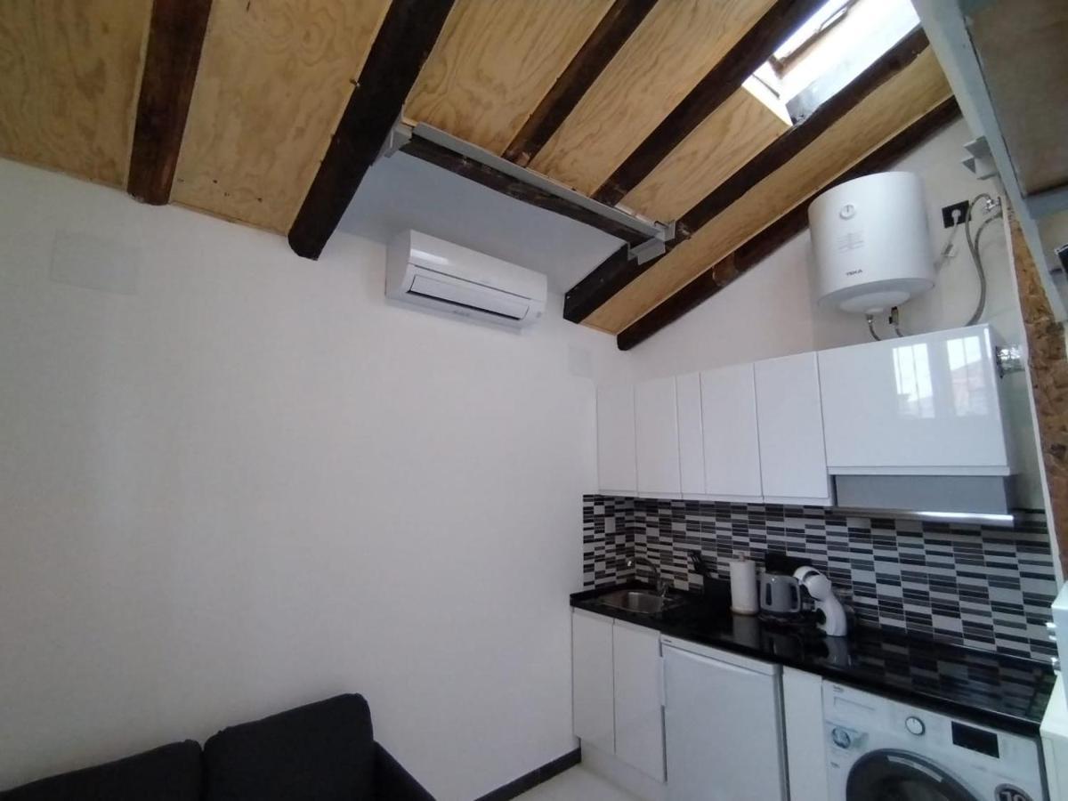 Estudio Con 2 Plantas - Puerta Del Sol Madrid Exteriör bild